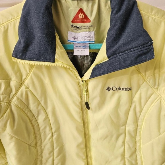 Womens Columbia Jacket - Picture 2 of 2